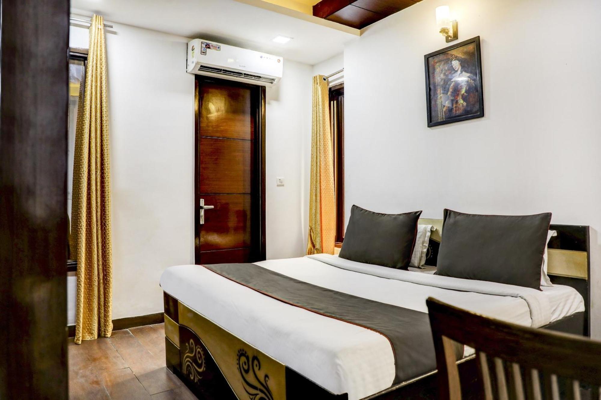 Collection O R S Villa Near Lotus Temple Nova Deli Exterior foto