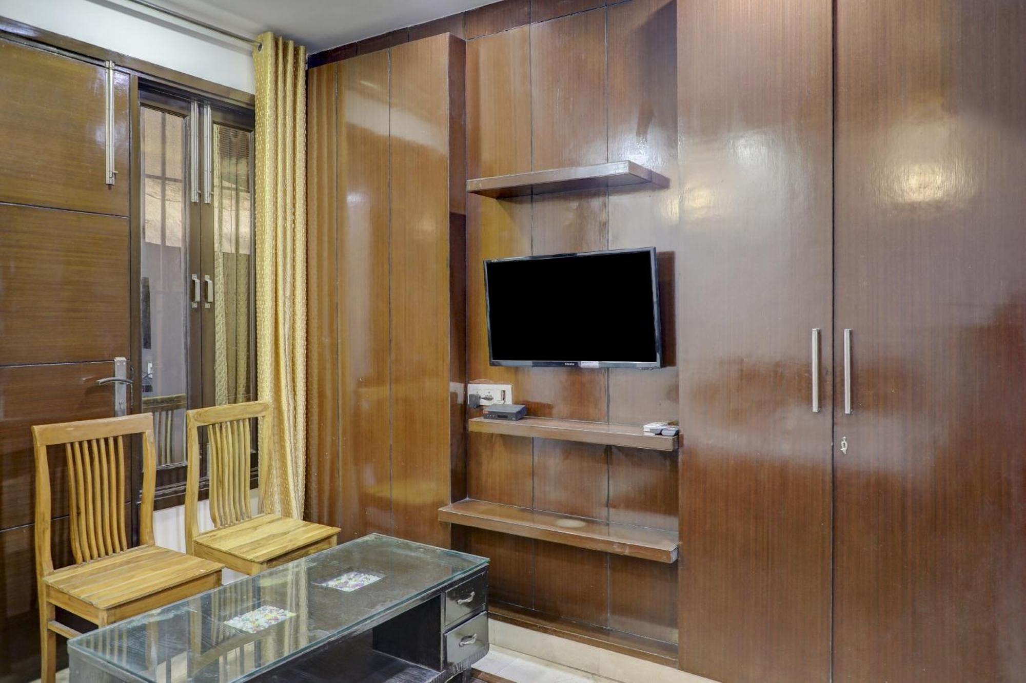 Collection O R S Villa Near Lotus Temple Nova Deli Exterior foto