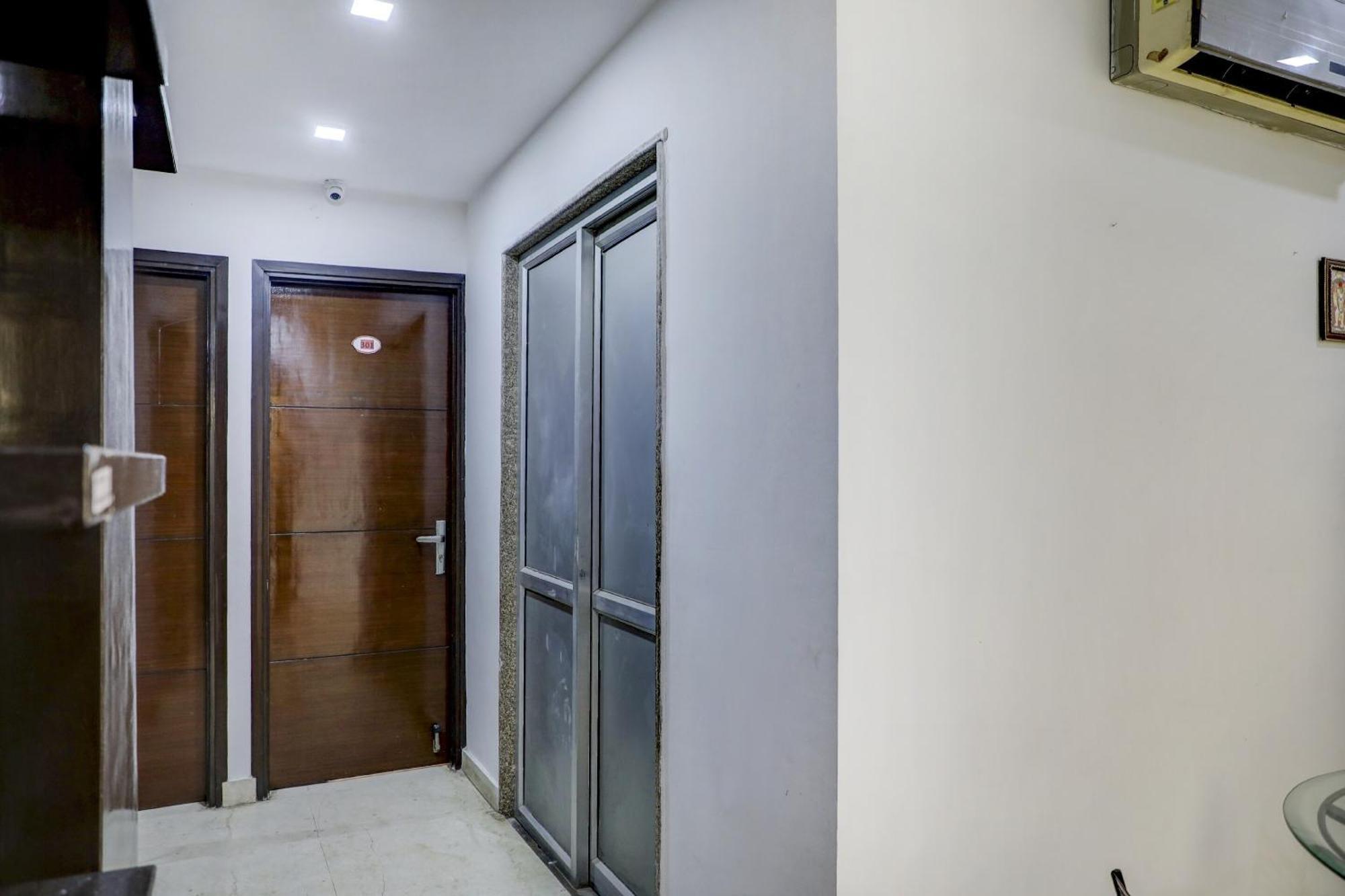 Collection O R S Villa Near Lotus Temple Nova Deli Exterior foto